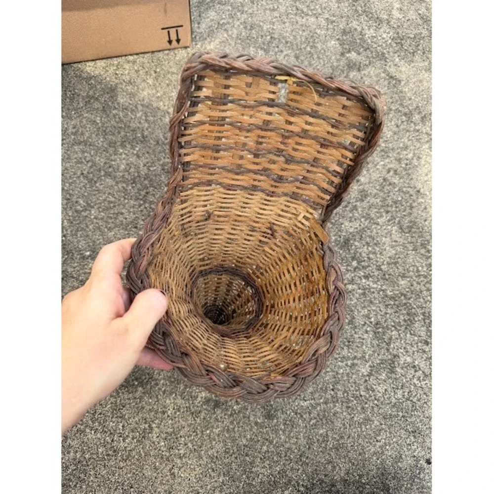 Cottagecore Farmhouse Unbranded Wicker Wall Basket OS Brown Rustic Cornucopia
